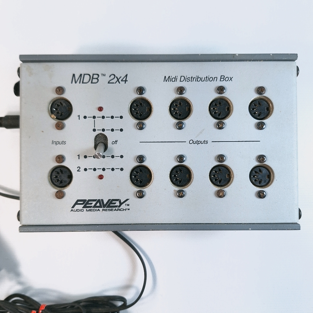 Peavey MDB 2X4 MIDI Distribution Box w/ DC Power Supply